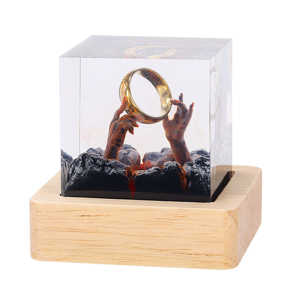 Resin Art Ring - مصباح طاولة من الراتنج على شكل