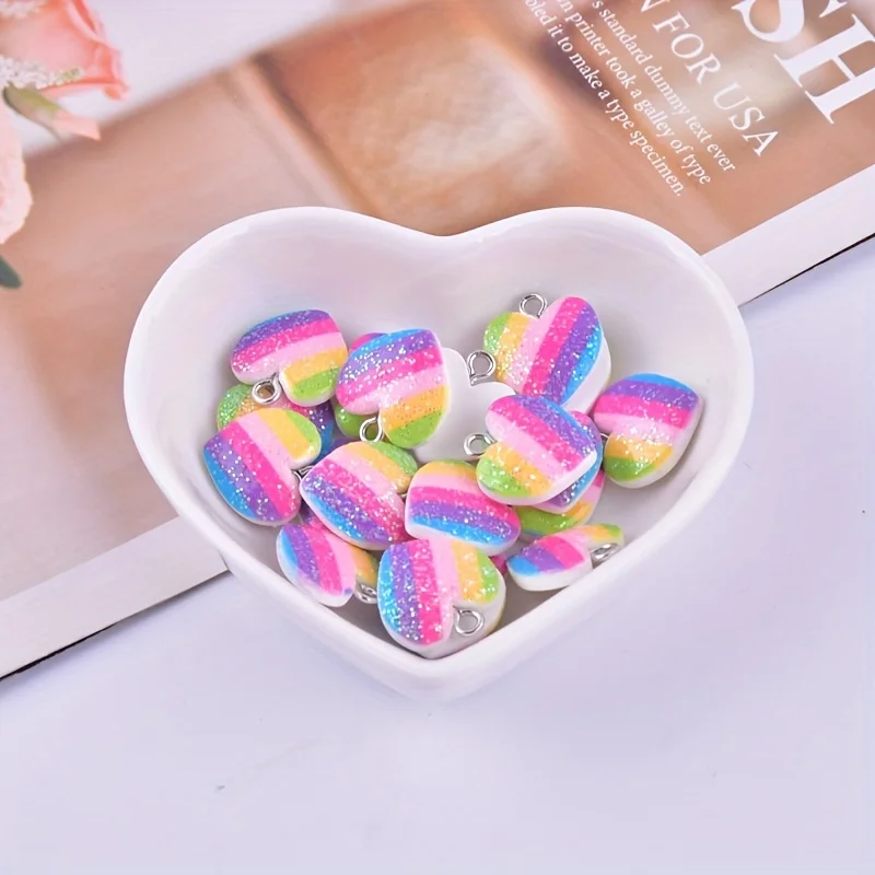 10 قطع من الحليات الراتنجية ال - مراجعة Resin Art Jewelry Kit وسعره