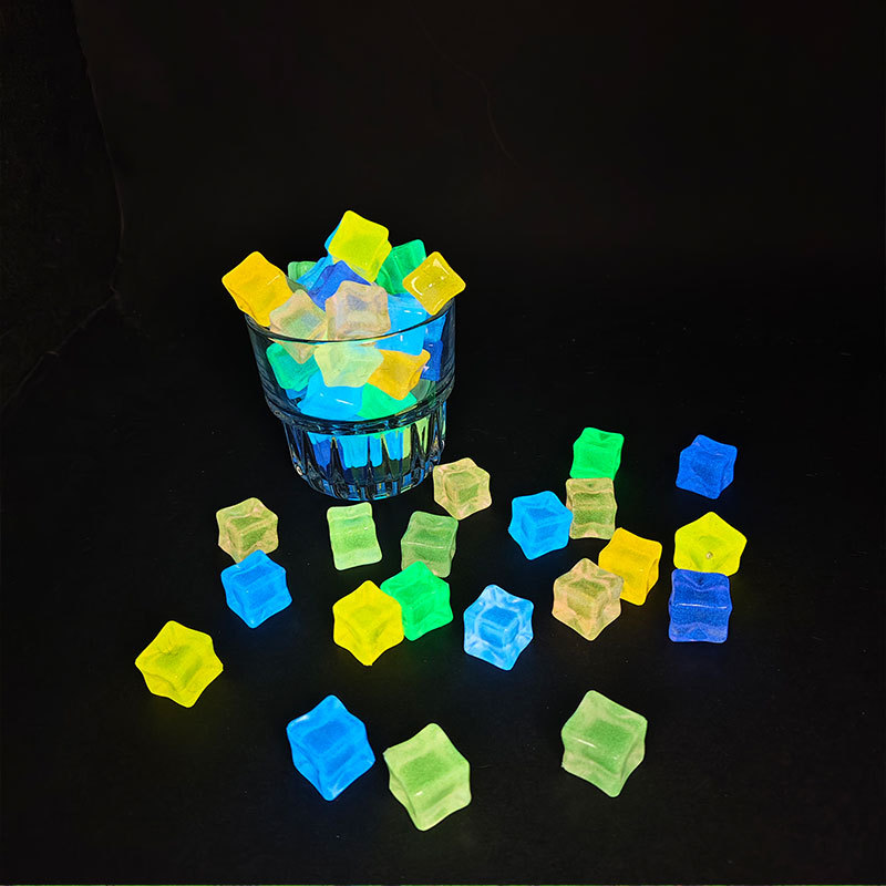 مكعبات ثلج محاكاة مربعة ، تتوه - مراجعة Resin Art Cube وسعره