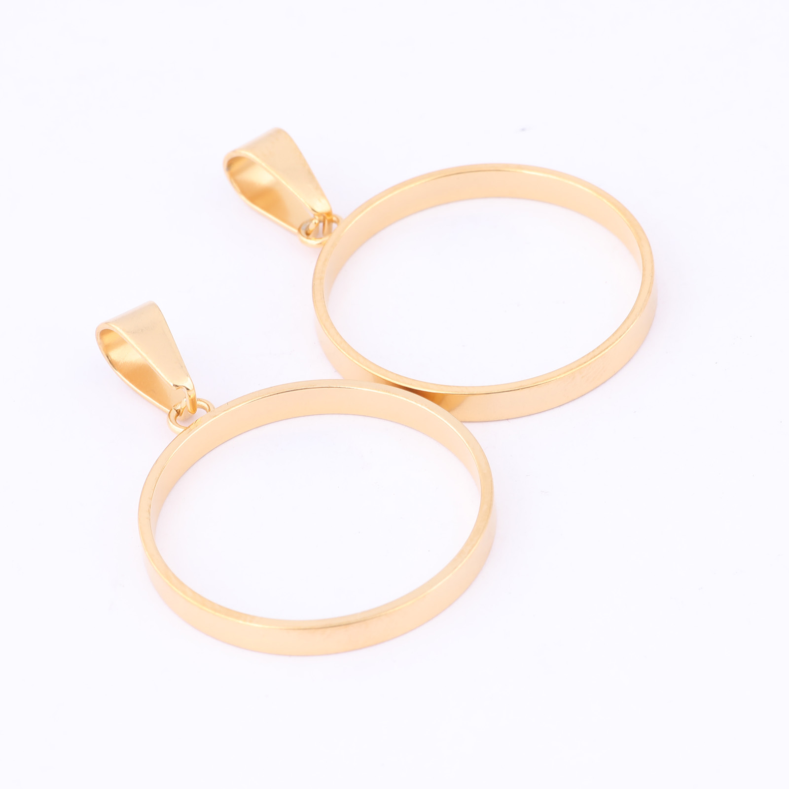 10 قطعة وردة من الستانليس ستيل - مراجعة Bezels Pendant Resin وسعره