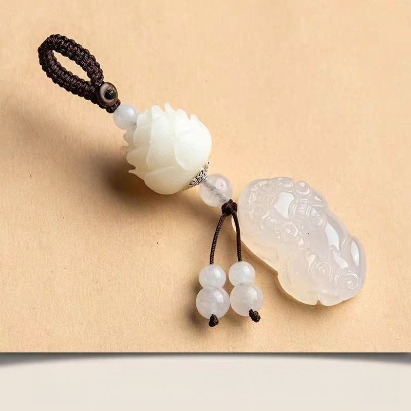 قلادة على شكل زهرة اللوتس مع ع - مراجعة Resin Art Ring وسعره