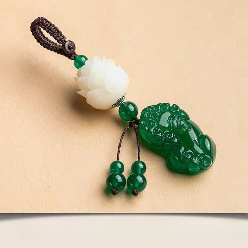 قلادة على شكل زهرة اللوتس مع ع - مراجعة Resin Art Ring وسعره