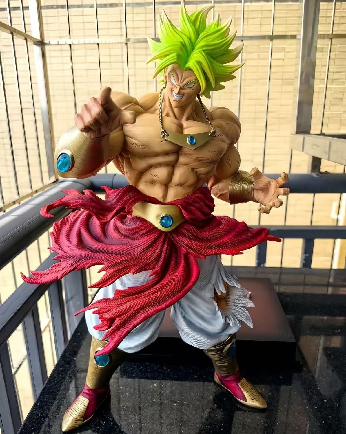 تمثال دراغون بول زد برولي، شخص - مراجعة Resin Art Dragon Ball Z وسعره