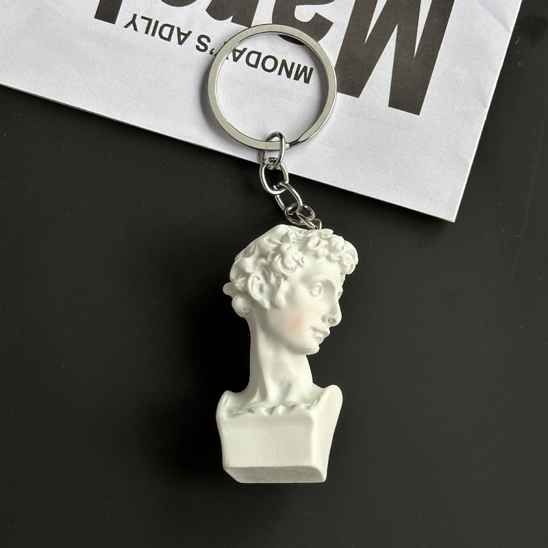 سلسلة مفاتيح تمثال الجص الصغير - مراجعة Resin Art A Keychain وسعره
